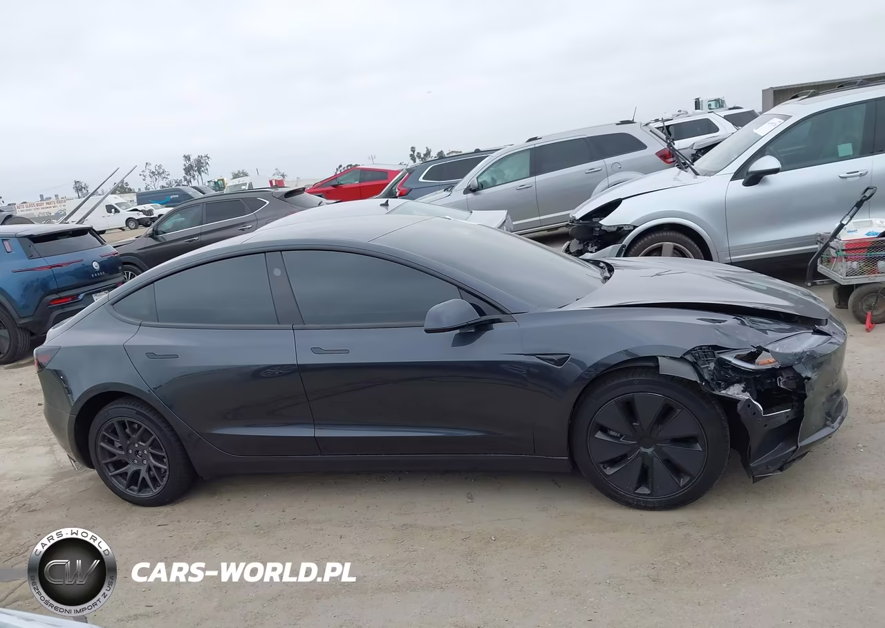 2026 Tesla Model 3 Premium Rear-Wheel Drive-Standard Rear-Wheel Drive VIN:5YJ3E1EA0TF122840 - 13