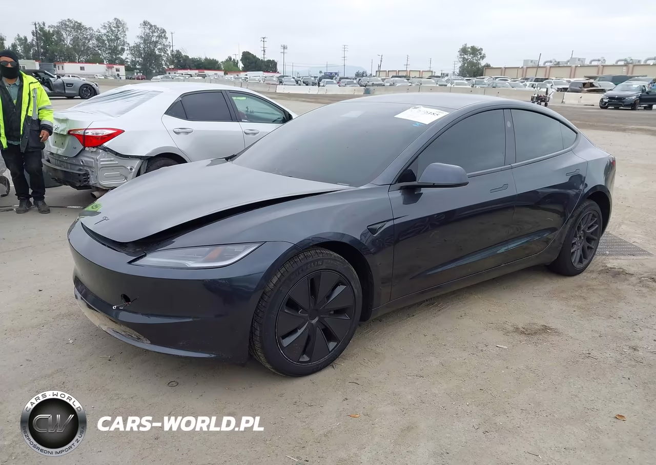2026 Tesla Model 3 Premium Rear-Wheel Drive-Standard Rear-Wheel Drive VIN:5YJ3E1EA0TF122840 - 2