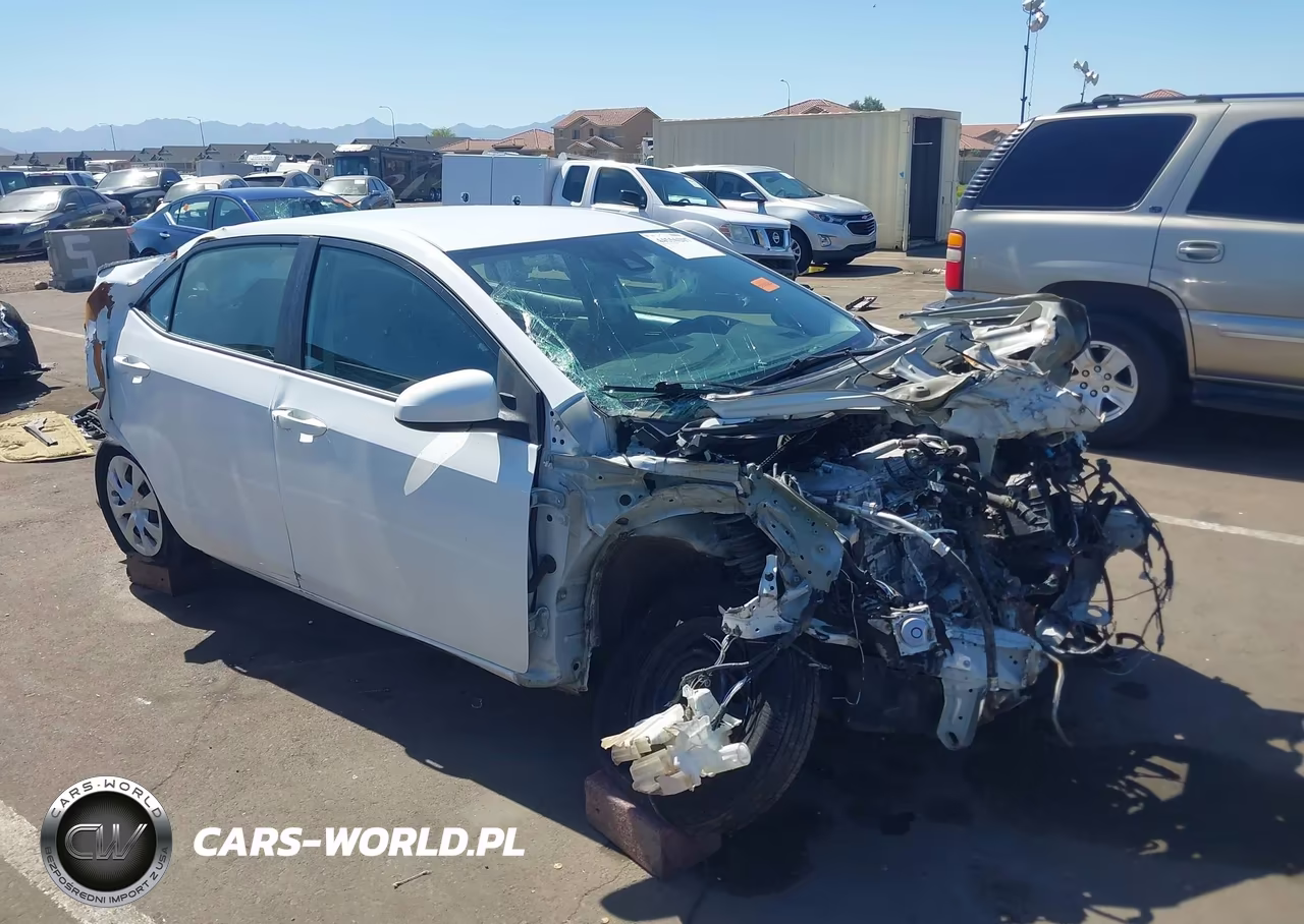 2017 Toyota Corolla L VIN:5YFBURHE2HP693429 - 6