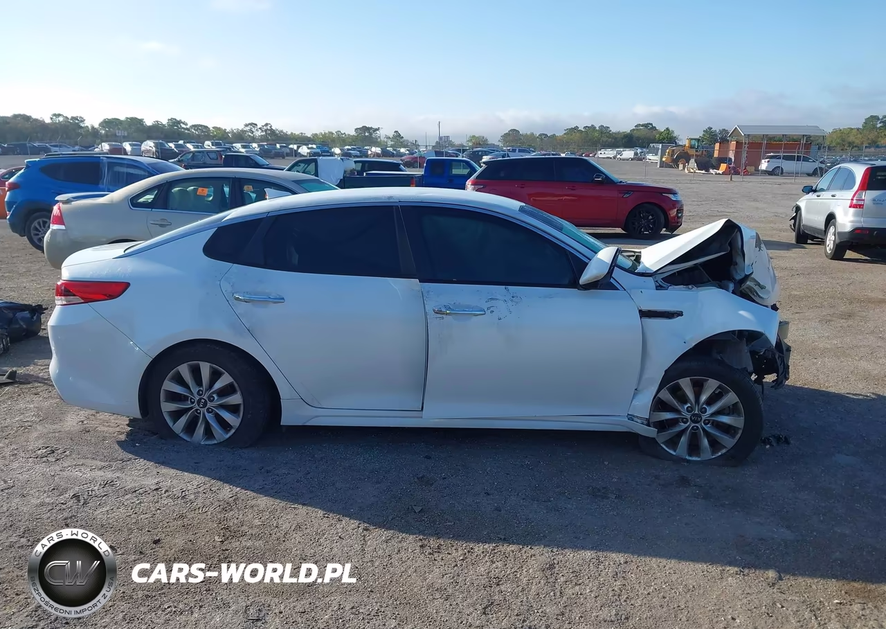 2017 Kia Optima Lx VIN:5XXGT4L35HG123595 - 12
