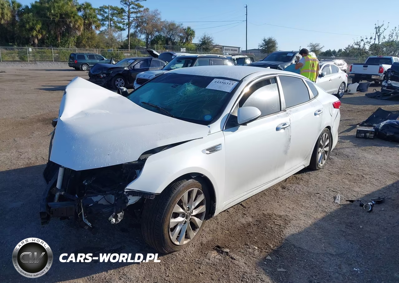 2017 Kia Optima Lx VIN:5XXGT4L35HG123595 - 2