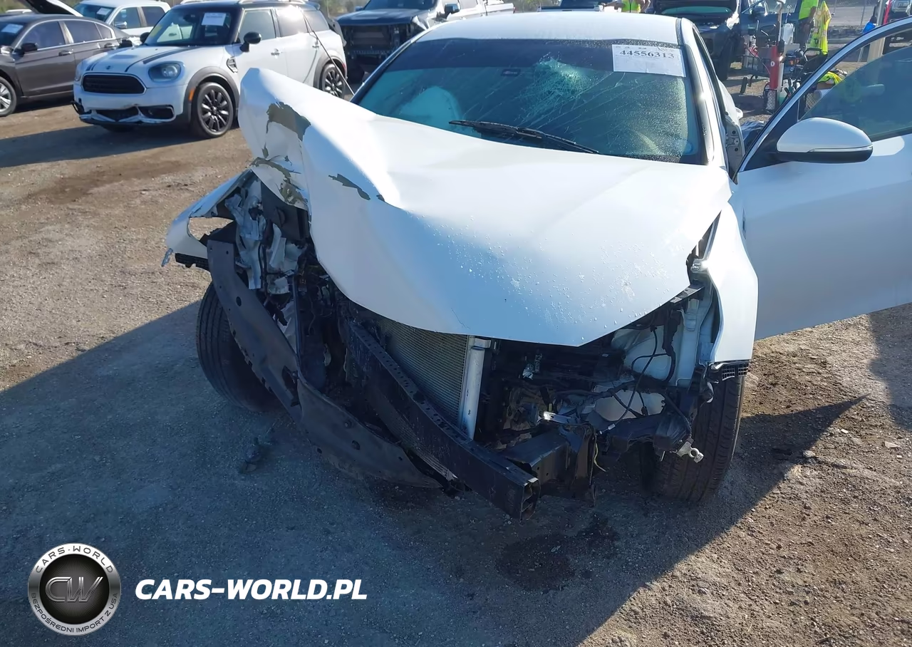 2017 Kia Optima Lx VIN:5XXGT4L35HG123595 - 6