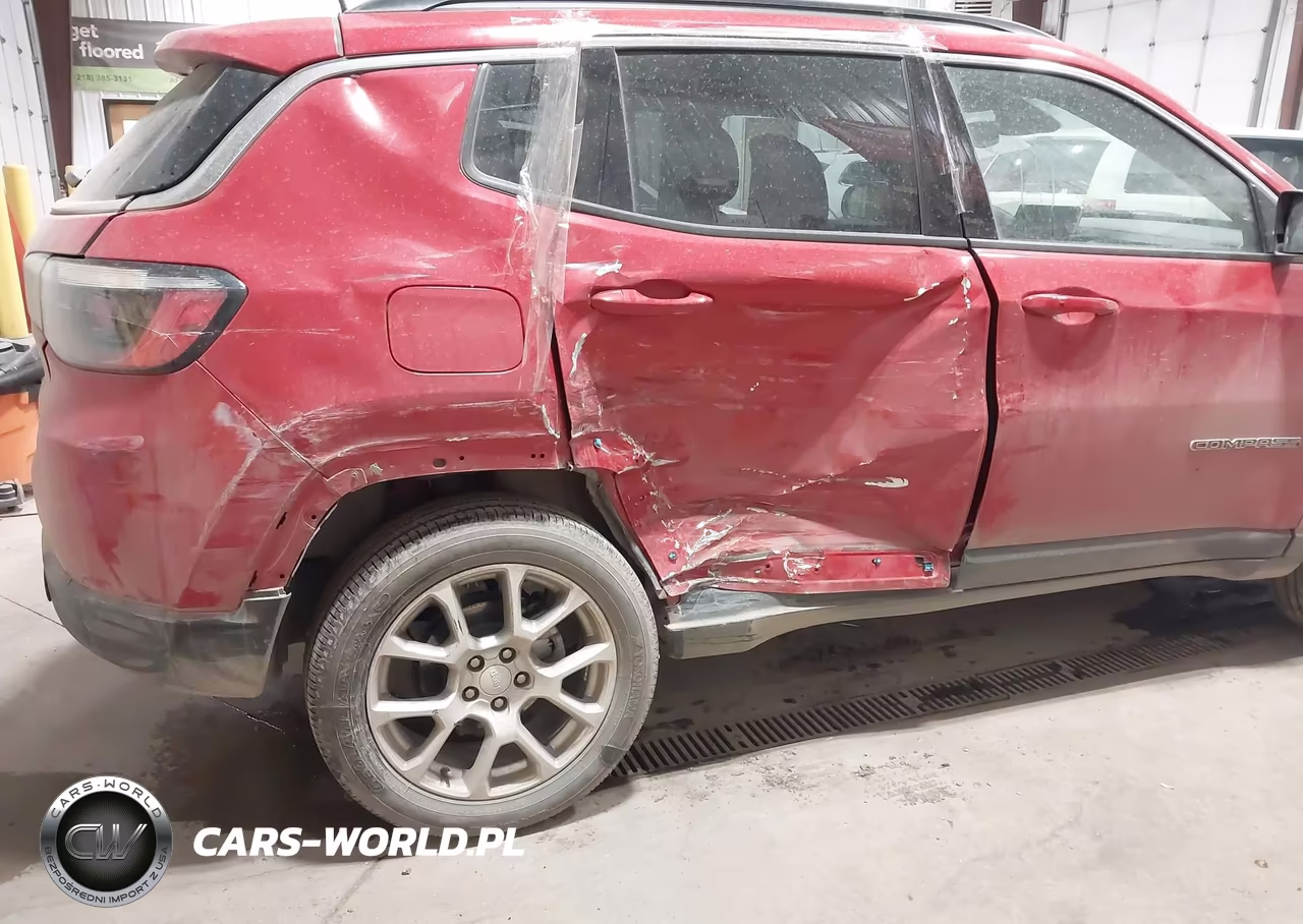 2024 Jeep Compass Latitude Lux Fwd VIN:3C4NJDFN9RT594021 - 6