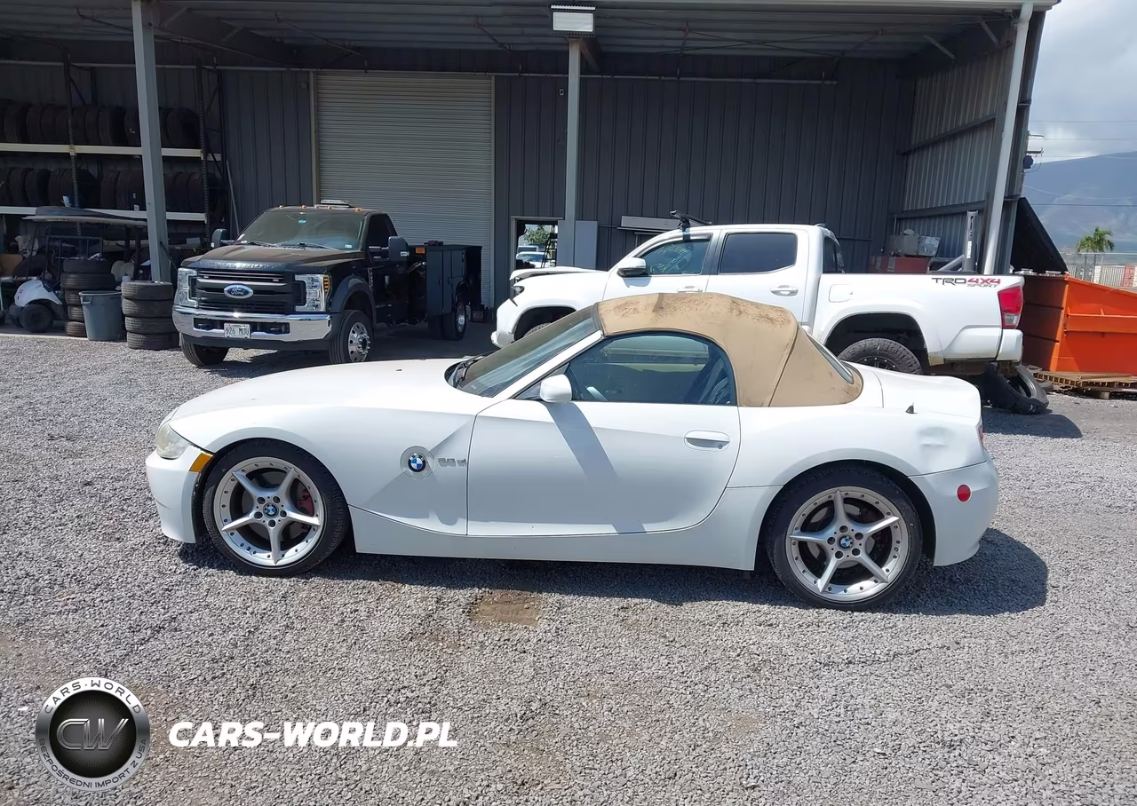 2008 BMW Z4 3.0Si VIN:4USBU53598LX04526 - 14