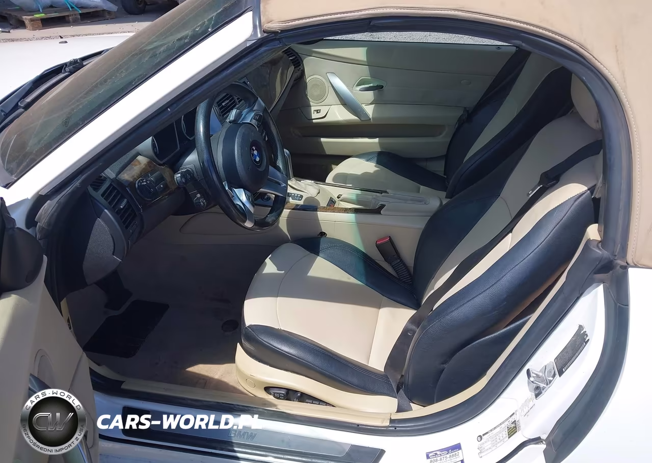 2008 BMW Z4 3.0Si VIN:4USBU53598LX04526 - 5