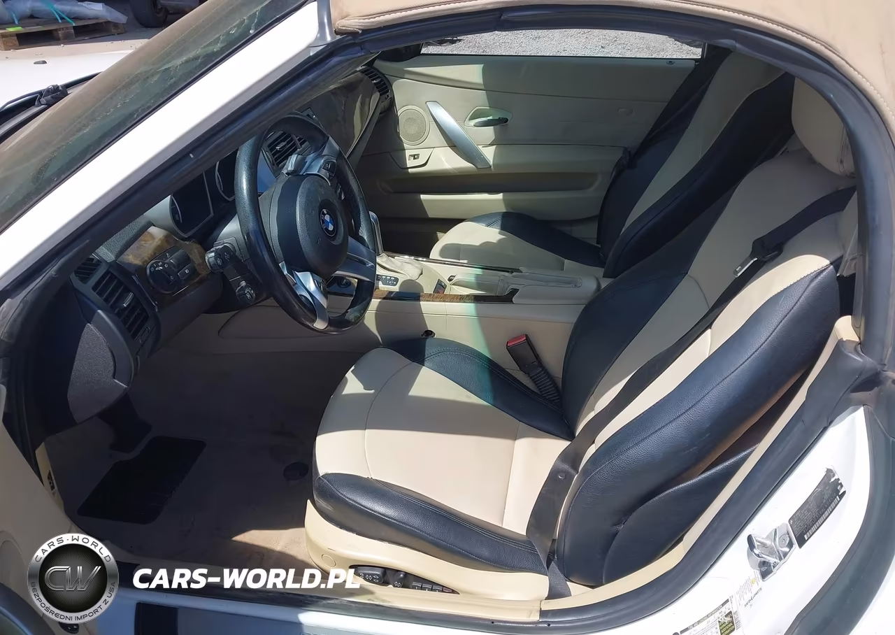 2008 BMW Z4 3.0Si VIN:4USBU53598LX04526 - 8