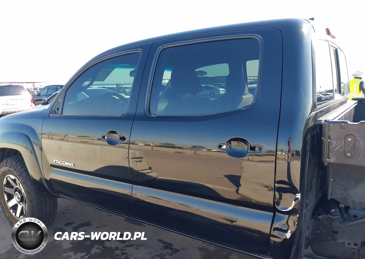 2015 Toyota Tacoma Prerunner V6 VIN:5TFJU4GN5FX081434 - 15