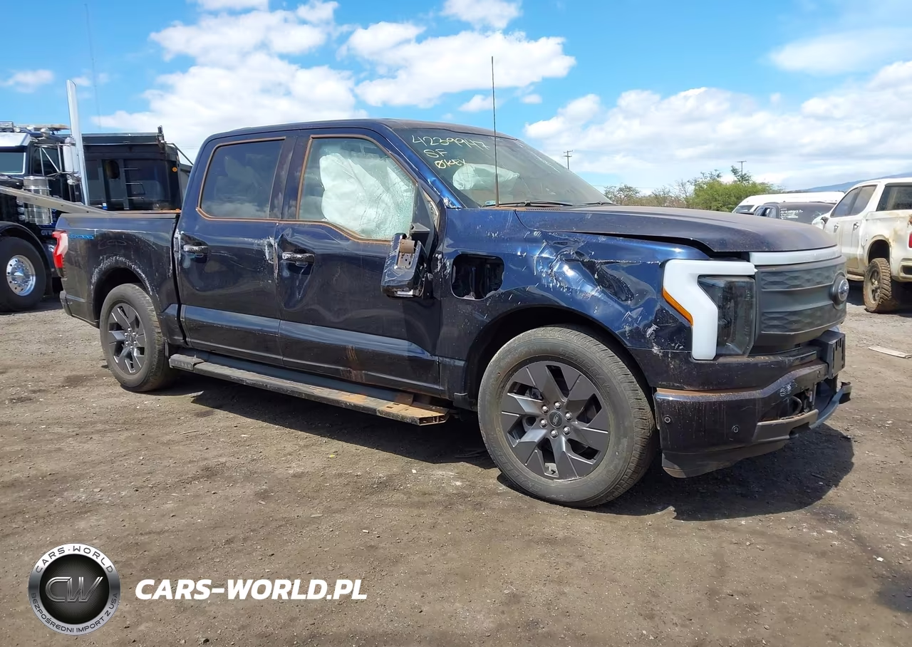 2022 Ford F-150 Lightning Lariat