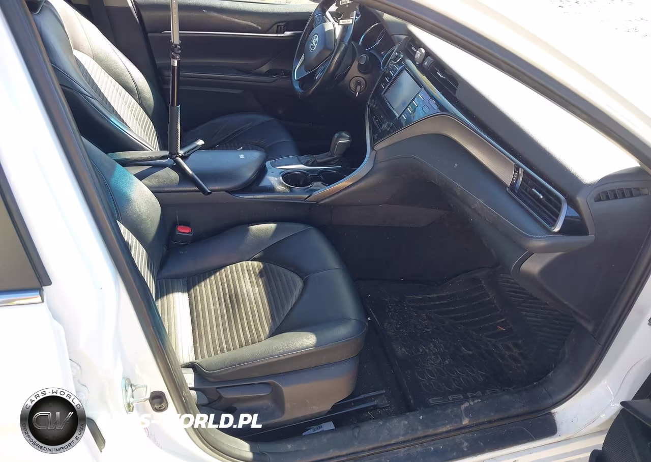 2019 Toyota Camry Se VIN:4T1B11HK8KU213741 - 5
