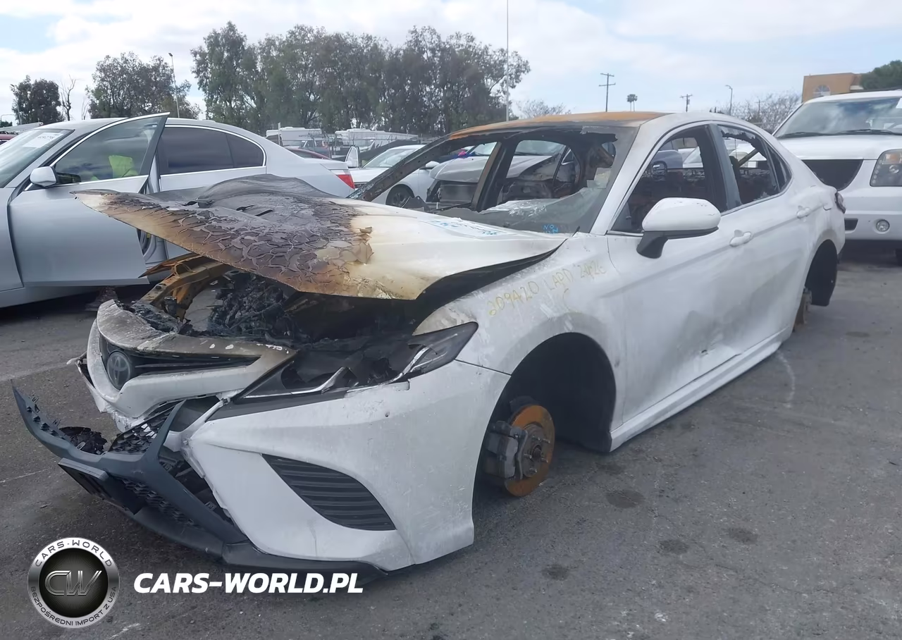 2020 Toyota Camry Se VIN:4T1G11AKXLU332280 - 2