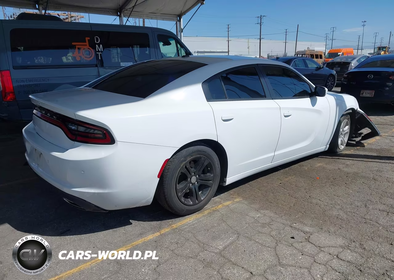 2022 Dodge Charger Sxt Rwd VIN:2C3CDXBG5NH169409 - 4