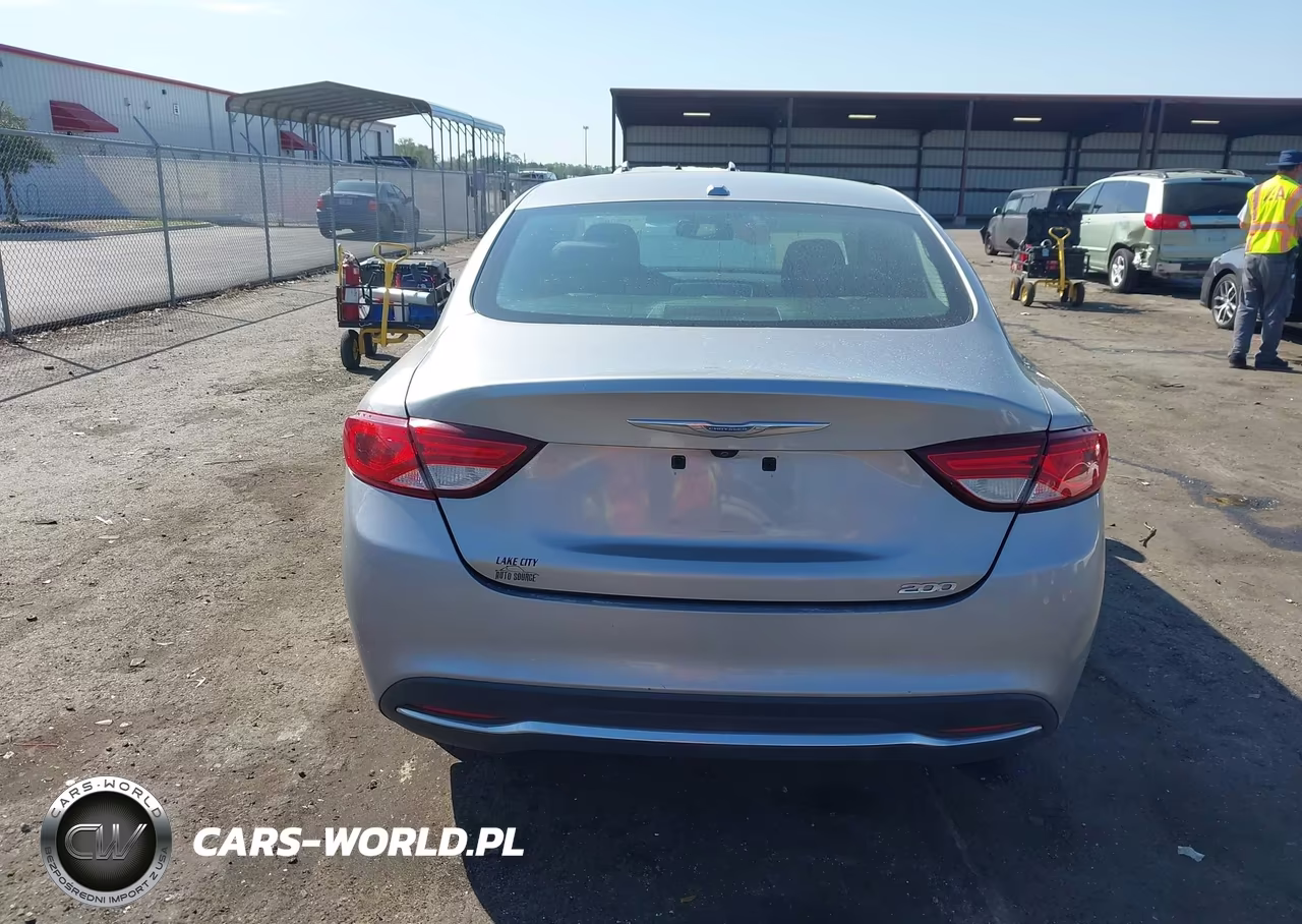 2015 Chrysler 200 Limited VIN:1C3CCCAB5FN746935 - 16
