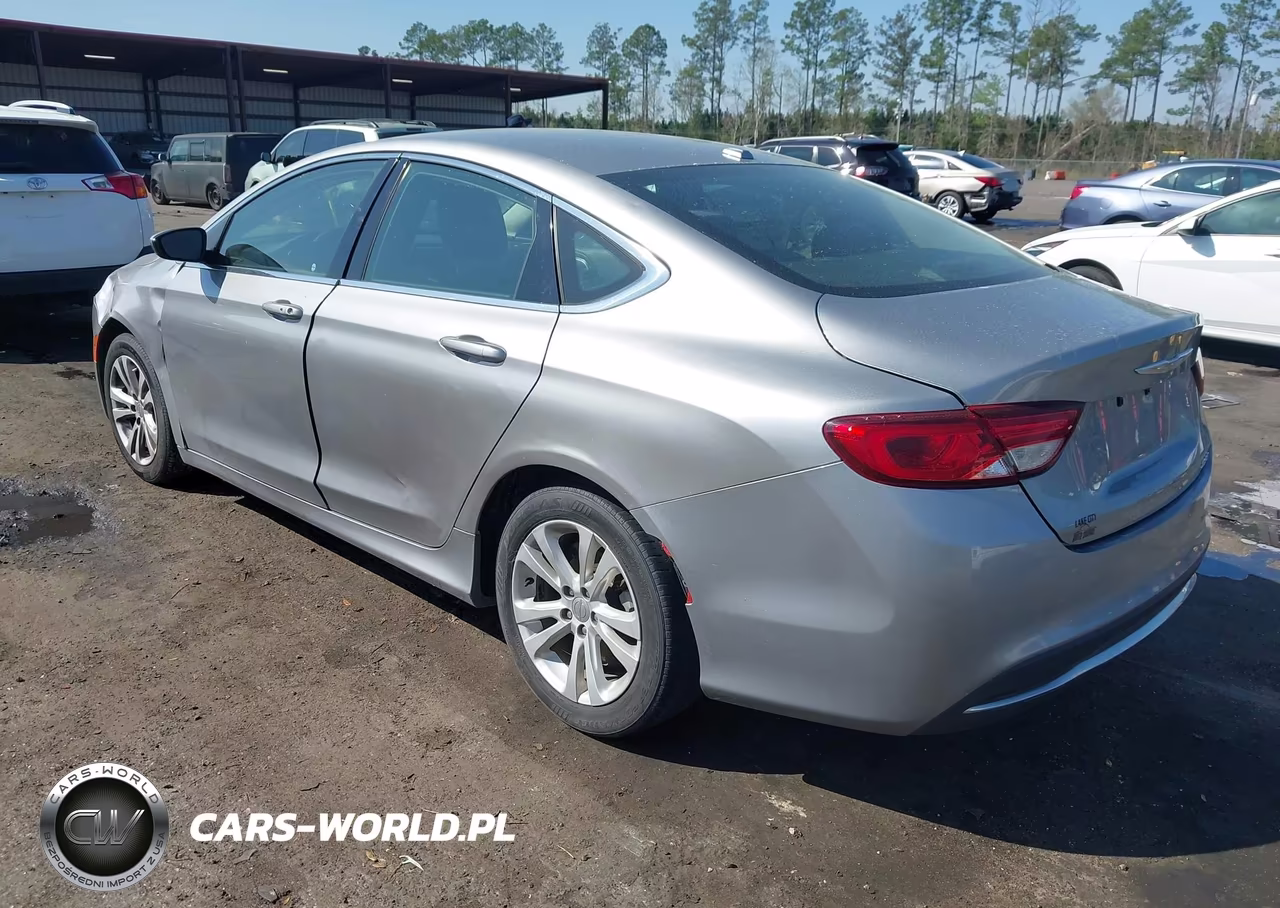 2015 Chrysler 200 Limited VIN:1C3CCCAB5FN746935 - 3