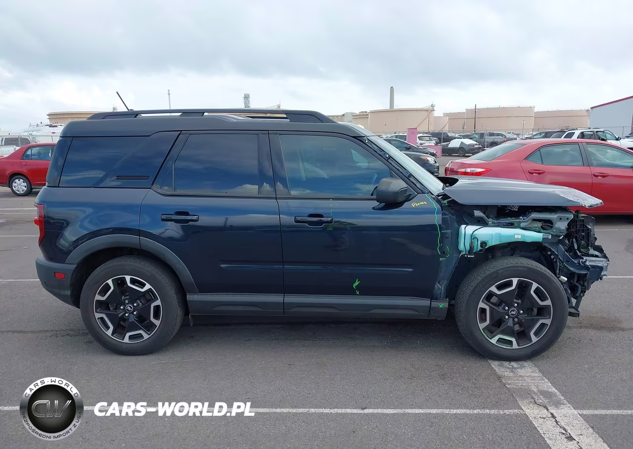 2021 Ford Bronco Sport Outer Banks VIN:3FMCR9C65MRA94823 - 14