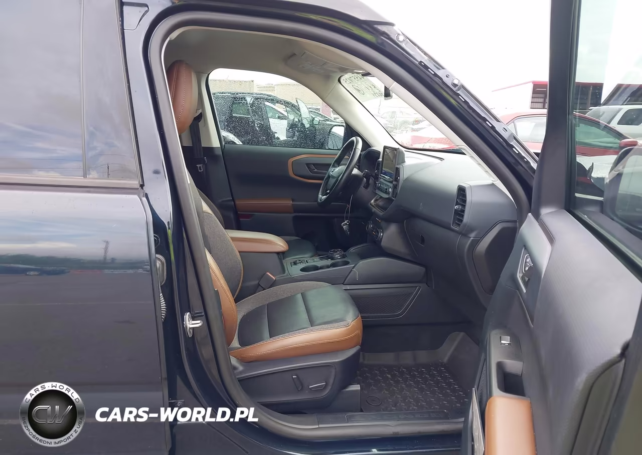 2021 Ford Bronco Sport Outer Banks VIN:3FMCR9C65MRA94823 - 5