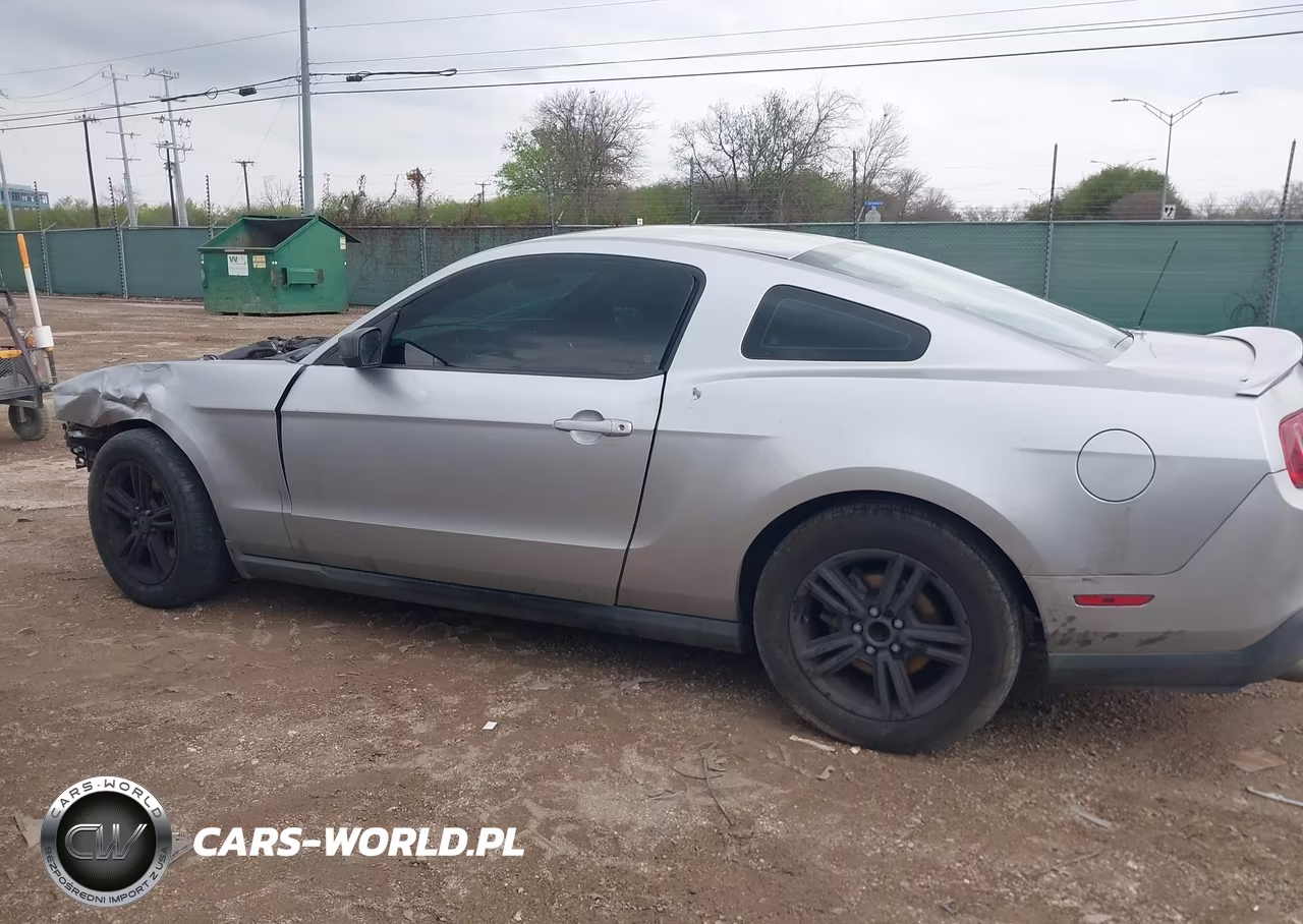 2011 Ford Mustang V6-V6 Premium VIN:1ZVBP8AM0B5135518 - 15