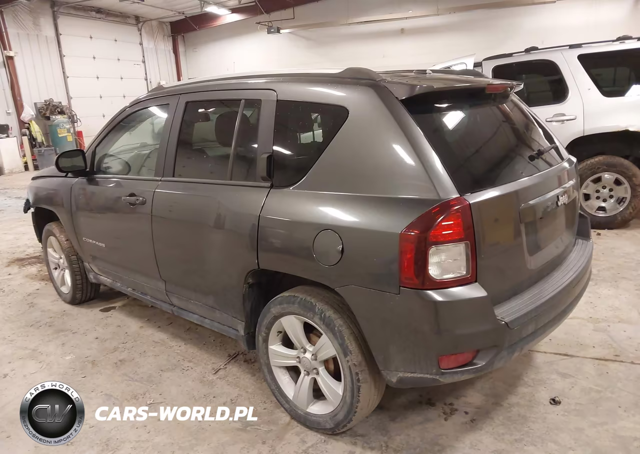 2017 Jeep Compass Sport Fwd VIN:1C4NJCBA5HD147946 - 3