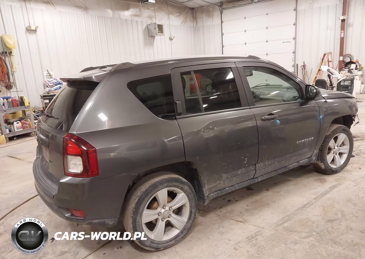 2017 Jeep Compass Sport Fwd VIN:1C4NJCBA5HD147946 - 4