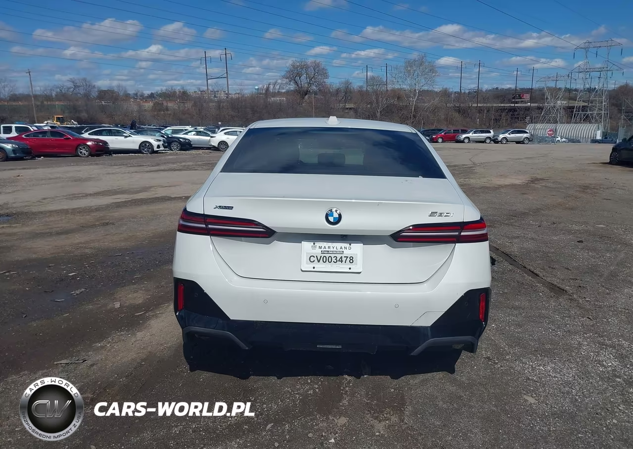 2025 BMW 530I xDrive VIN:WBA53FJ00SCU15462 - 17