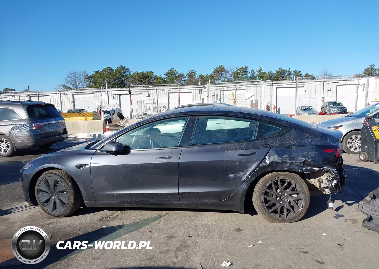 2024 Tesla Model 3 Long Range Dual Motor All-Wheel Drive VIN:5YJ3E1EB5RF769350 - 15