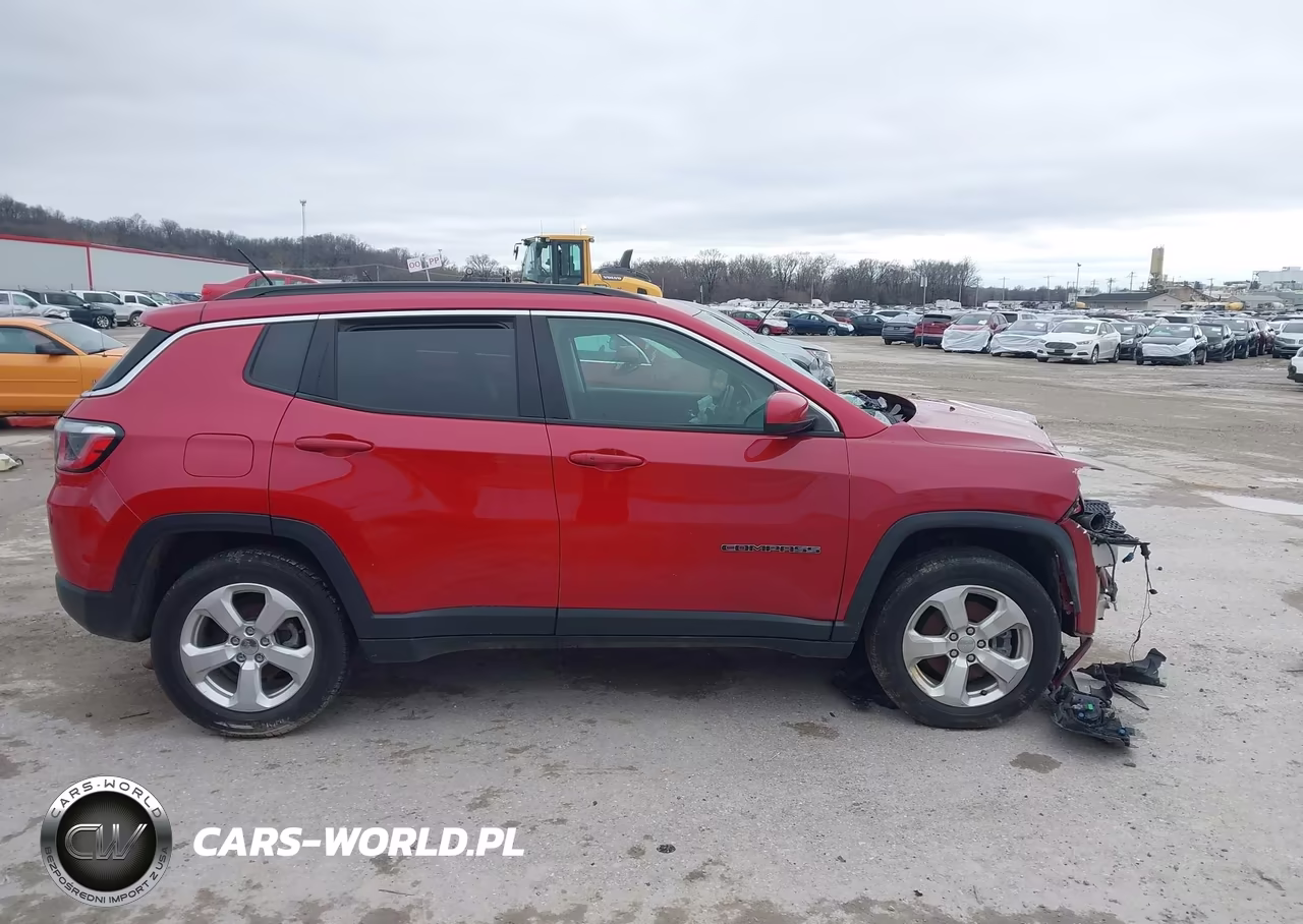 2017 Jeep New Compass Latitude 4X4 VIN:3C4NJDBB4HT672182 - 13