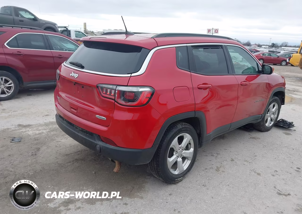2017 Jeep New Compass Latitude 4X4 VIN:3C4NJDBB4HT672182 - 4