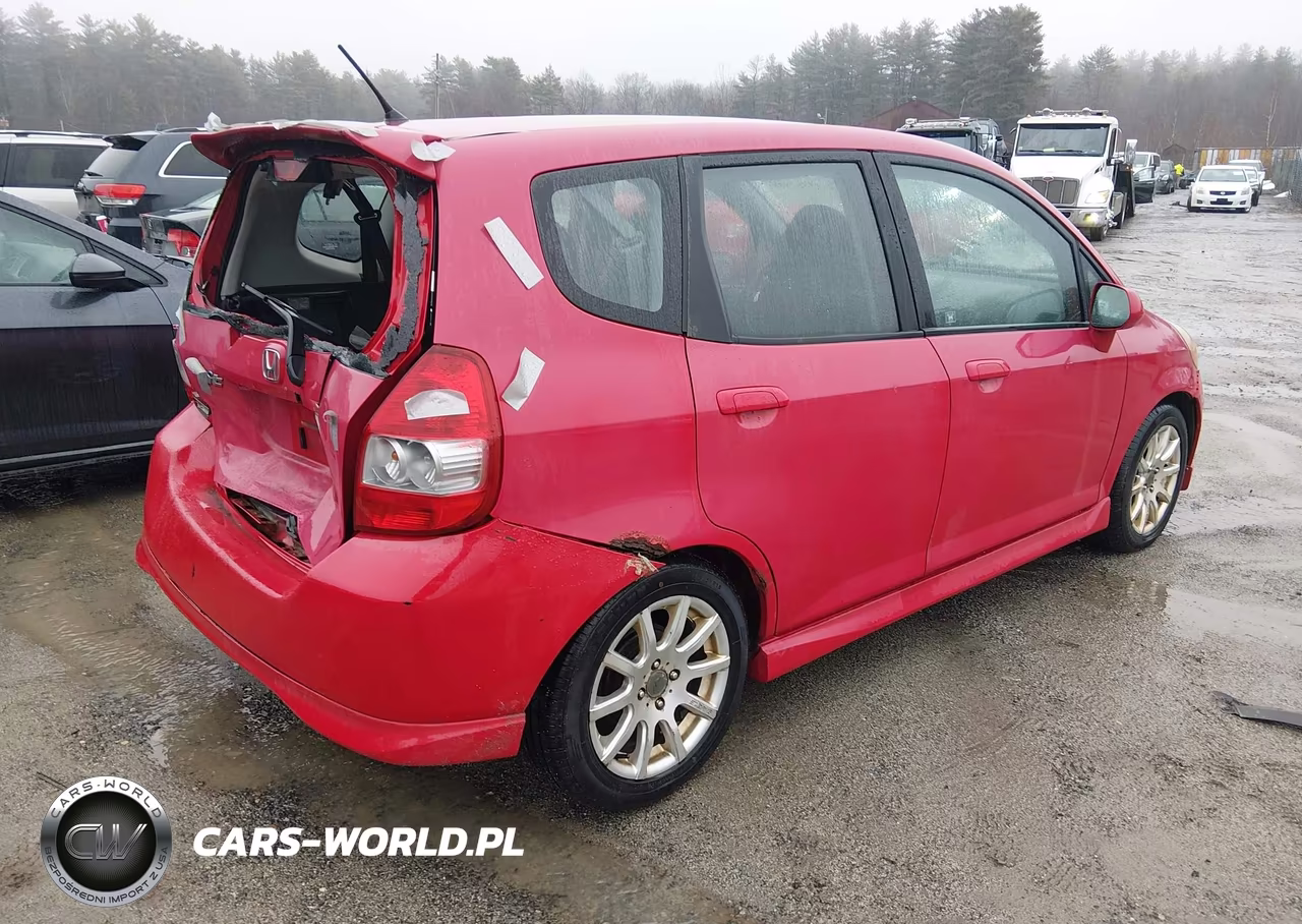2008 Honda Fit Sport VIN:JHMGD37688S004214 - 4