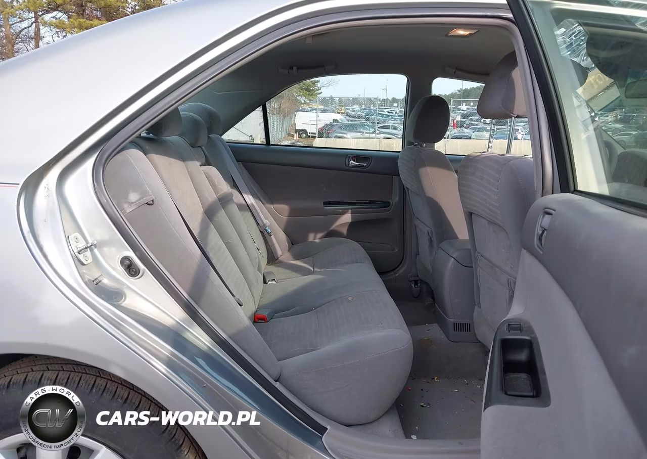 2005 Toyota Camry Le VIN:4T1BE32K65U607574 - 8