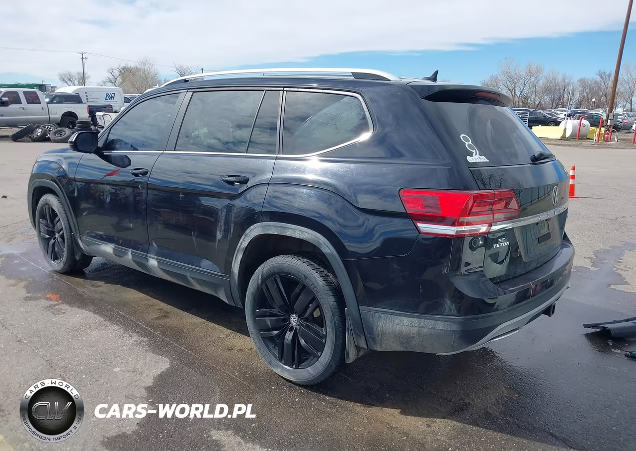 2018 Volkswagen Atlas Se VIN:1V2LR2CA7JC531150 - 3