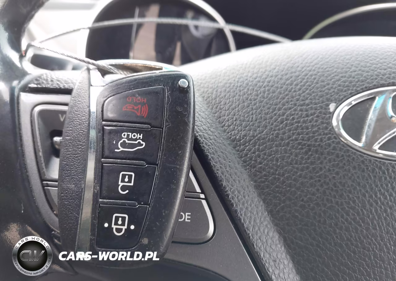 2013 Hyundai Santa Fe Sport VIN:5XYZUDLB2DG094561 - 11