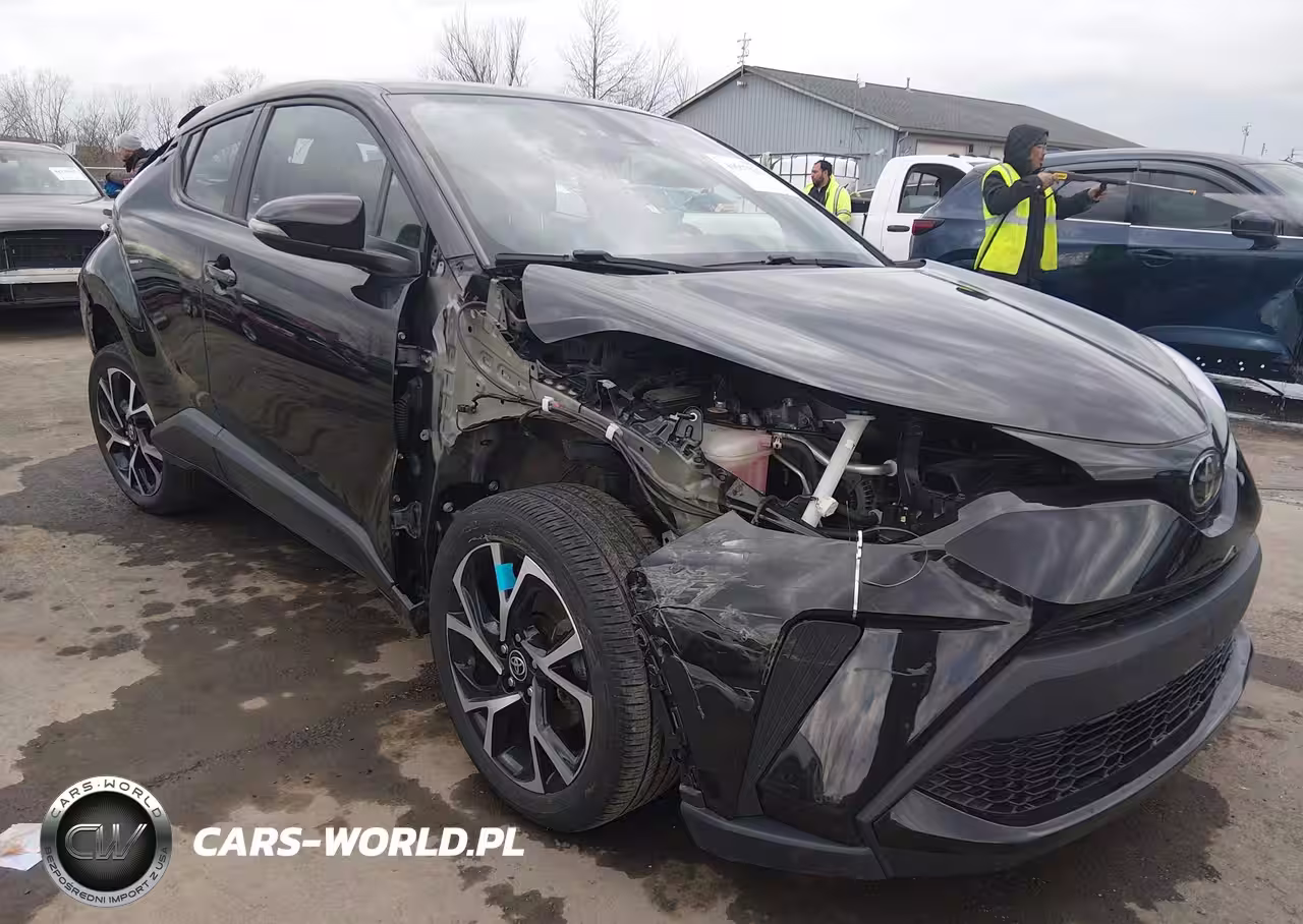 2022 Toyota C-Hr Xle