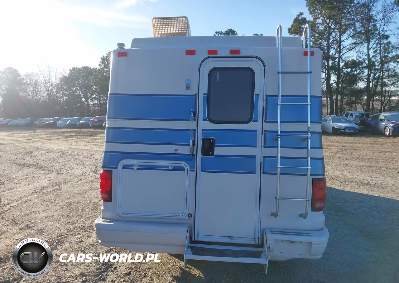 2000 Chevrolet Chinook VIN:1GBJG31J8Y1274534 - 19