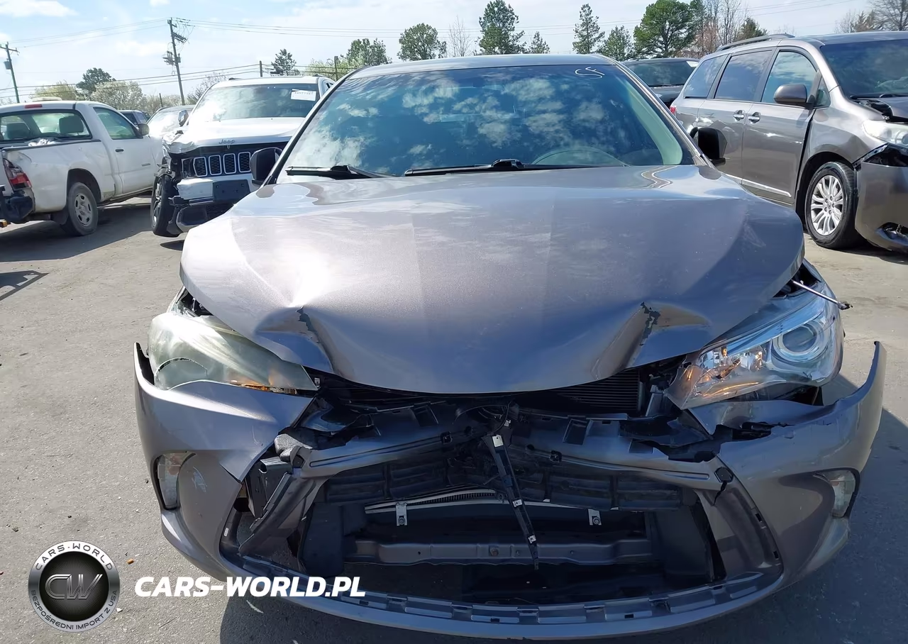 2016 Toyota Camry Se VIN:4T1BF1FK7GU265423 - 12