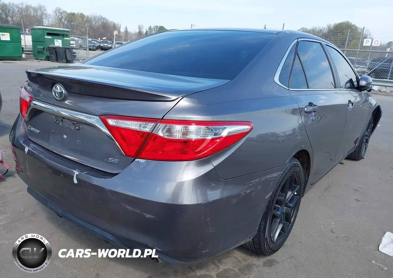2016 Toyota Camry Se VIN:4T1BF1FK7GU265423 - 4