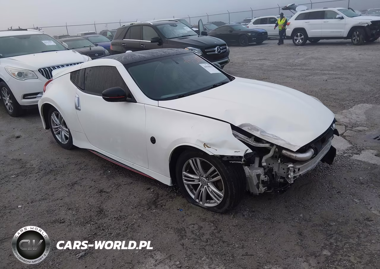 2015 Nissan 370Z Nismo Tech