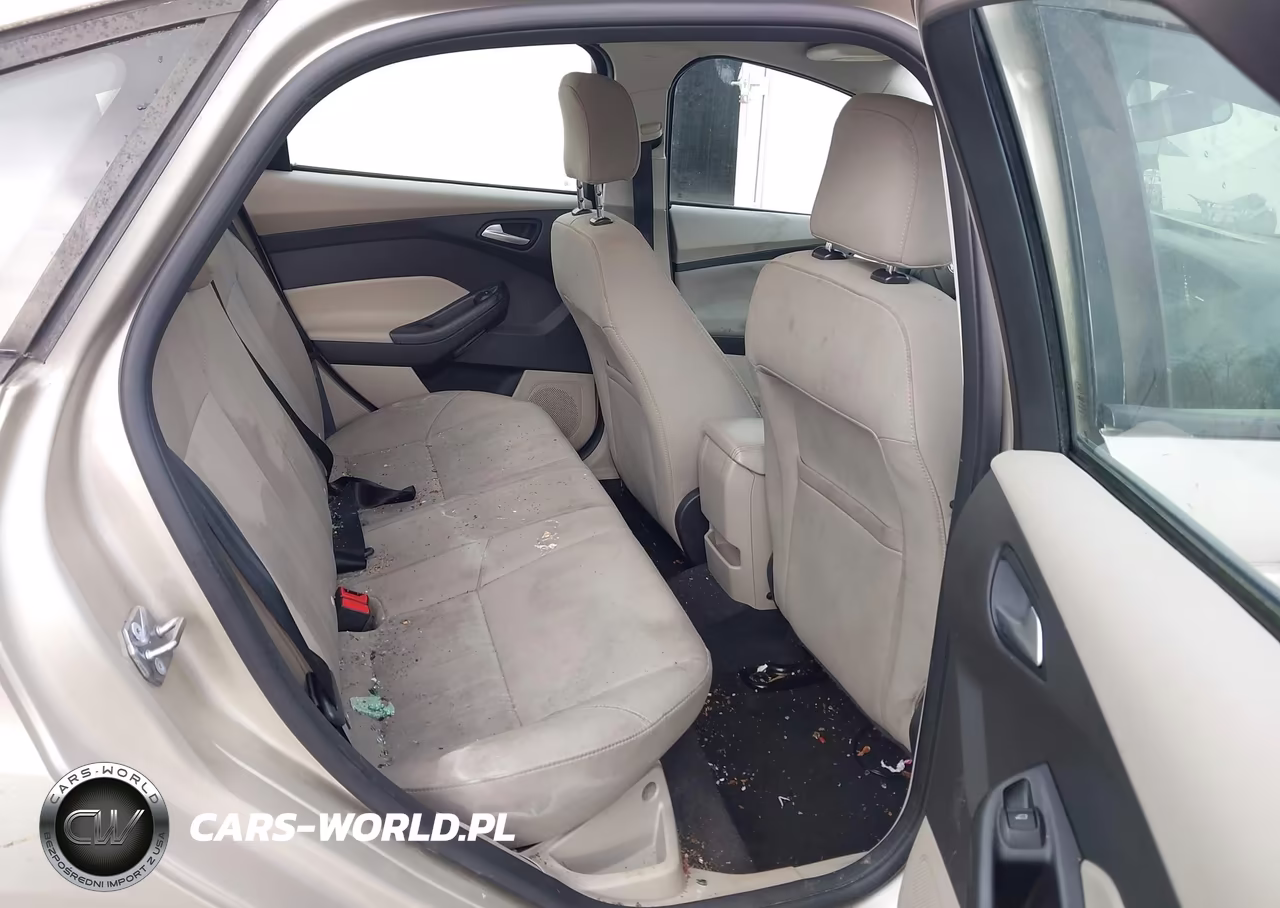 2017 Ford Focus Se VIN:1FADP3F28HL221028 - 8