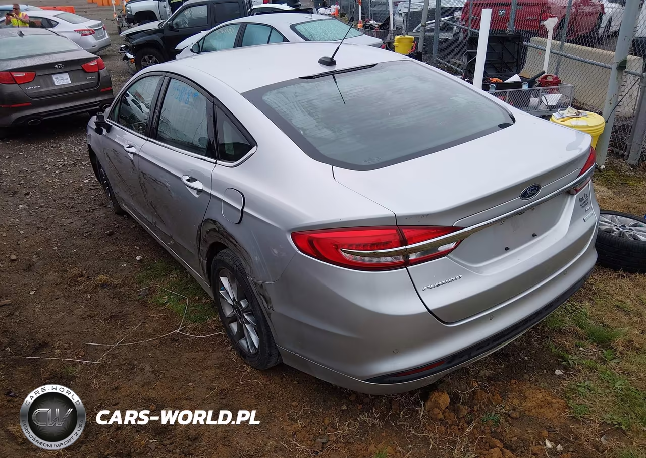 2017 Ford Fusion Se VIN:3FA6P0HDXHR269587 - 3