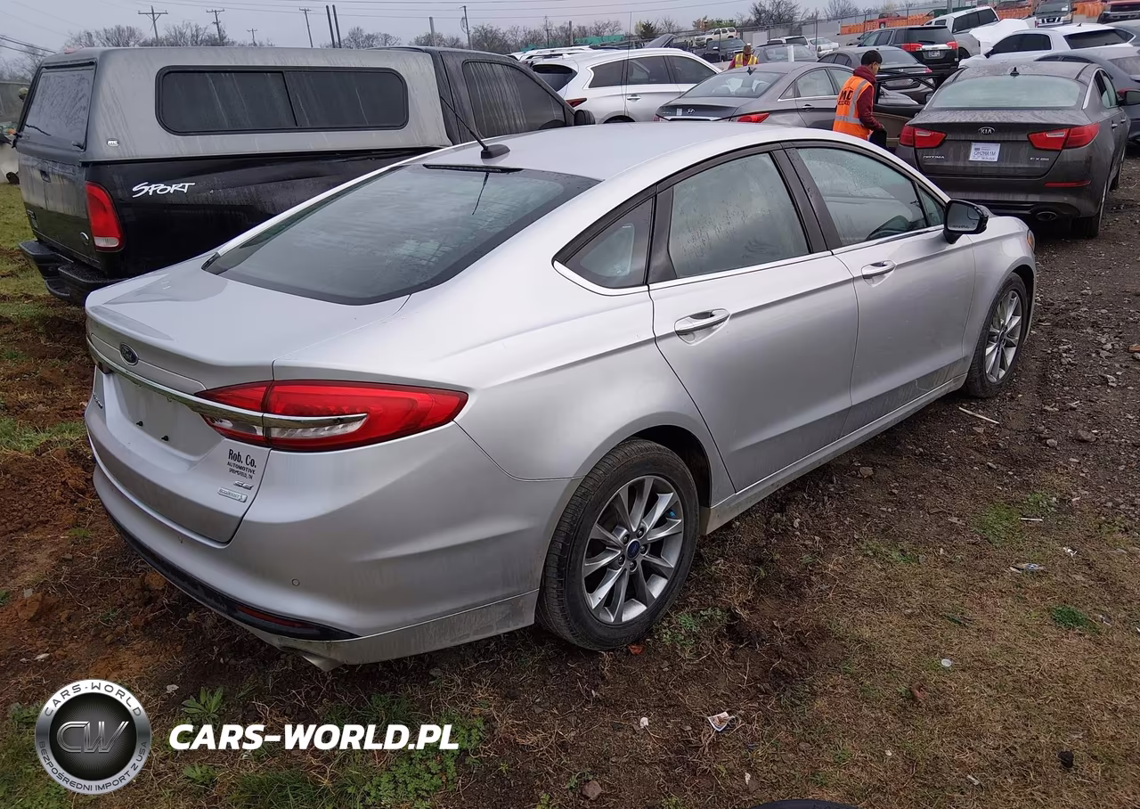 2017 Ford Fusion Se VIN:3FA6P0HDXHR269587 - 4