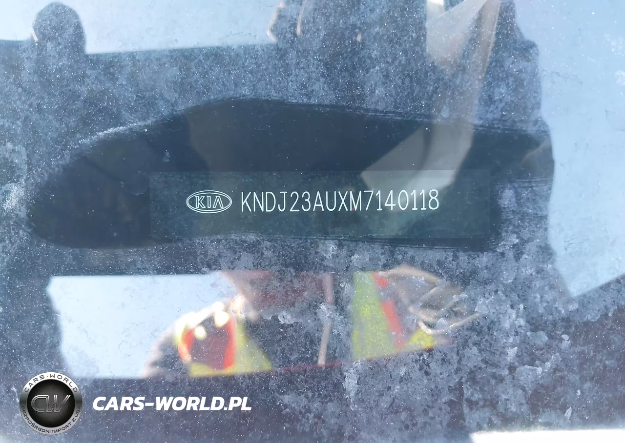 2021 Kia Soul S VIN:KNDJ23AUXM7140118 - 20