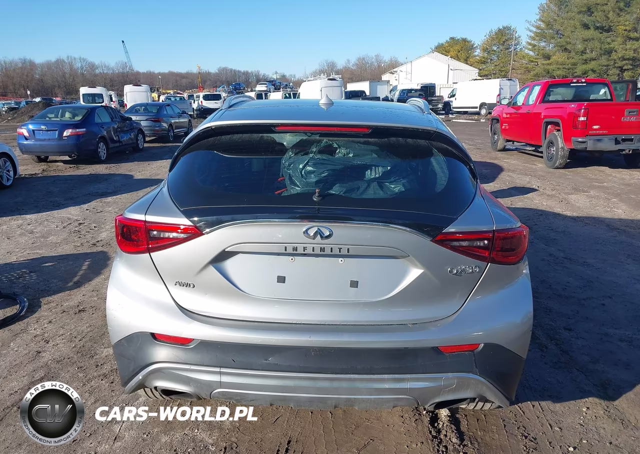 2018 Infiniti Qx30 Luxury VIN:SJKCH5CR9JA057075 - 16