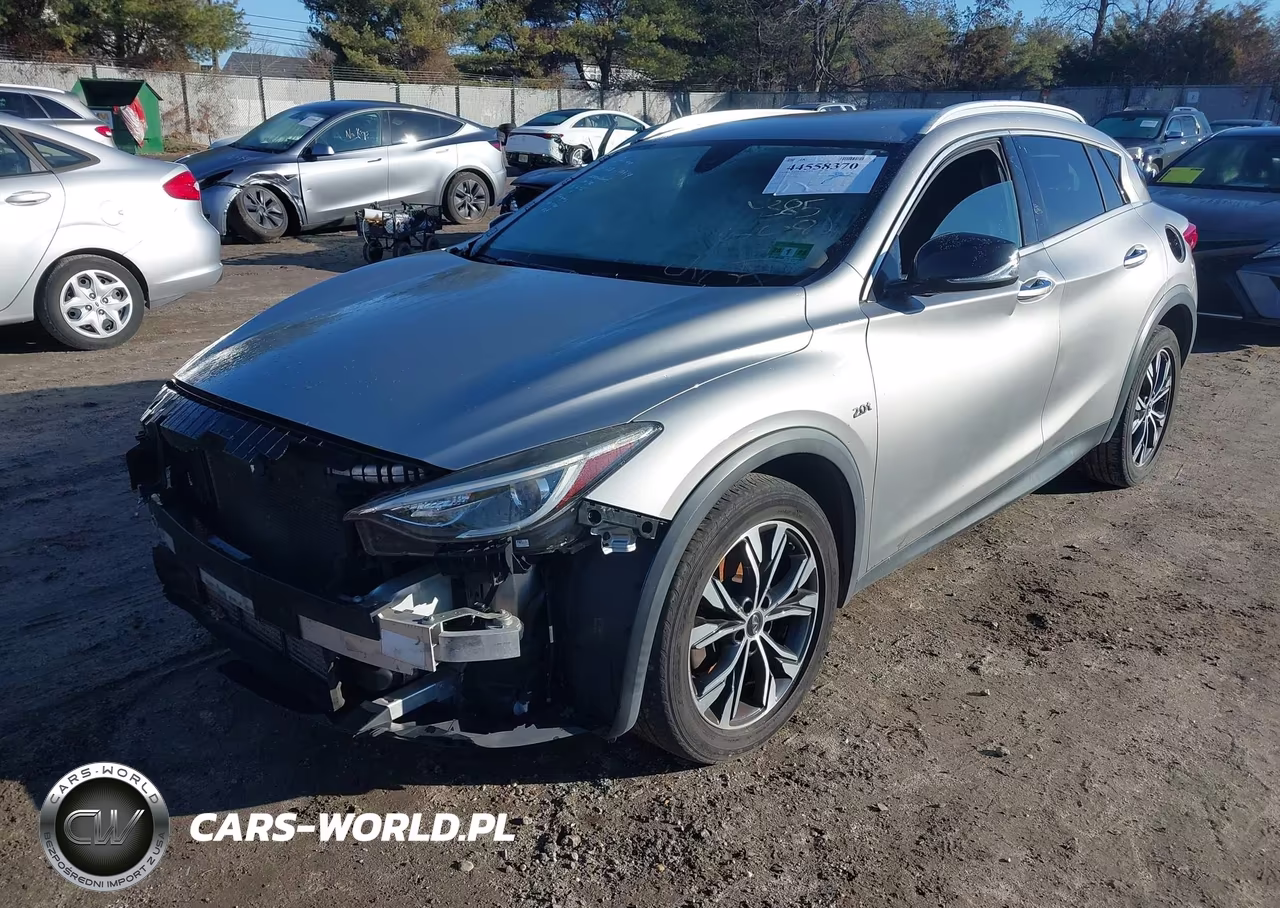 2018 Infiniti Qx30 Luxury VIN:SJKCH5CR9JA057075 - 2