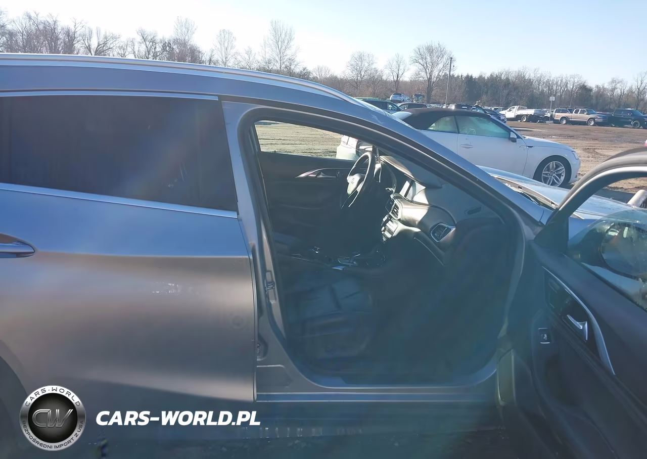 2018 Infiniti Qx30 Luxury VIN:SJKCH5CR9JA057075 - 5
