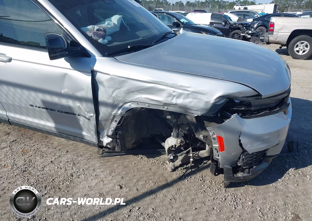 2023 Jeep Grand Cherokee L Altitude 4X2 VIN:1C4RJJAG4P8885868 - 6