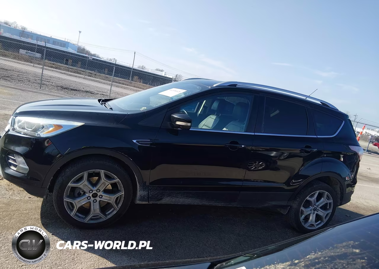 2017 Ford Escape Titanium VIN:1FMCU9J90HUC87603 - 14