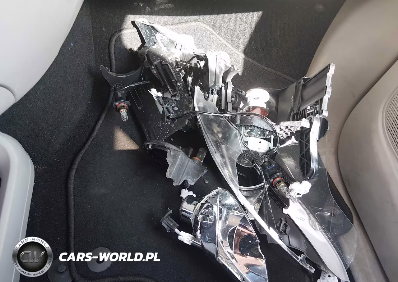 2020 Chrysler Pacifica Touring L VIN:2C4RC1BG3LR101395 - 12