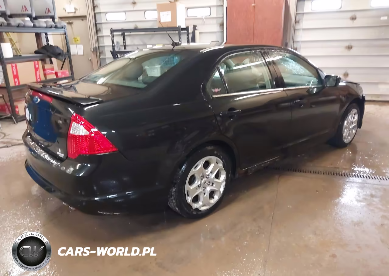 2011 Ford Fusion Se VIN:3FAHP0HA7BR302518 - 4