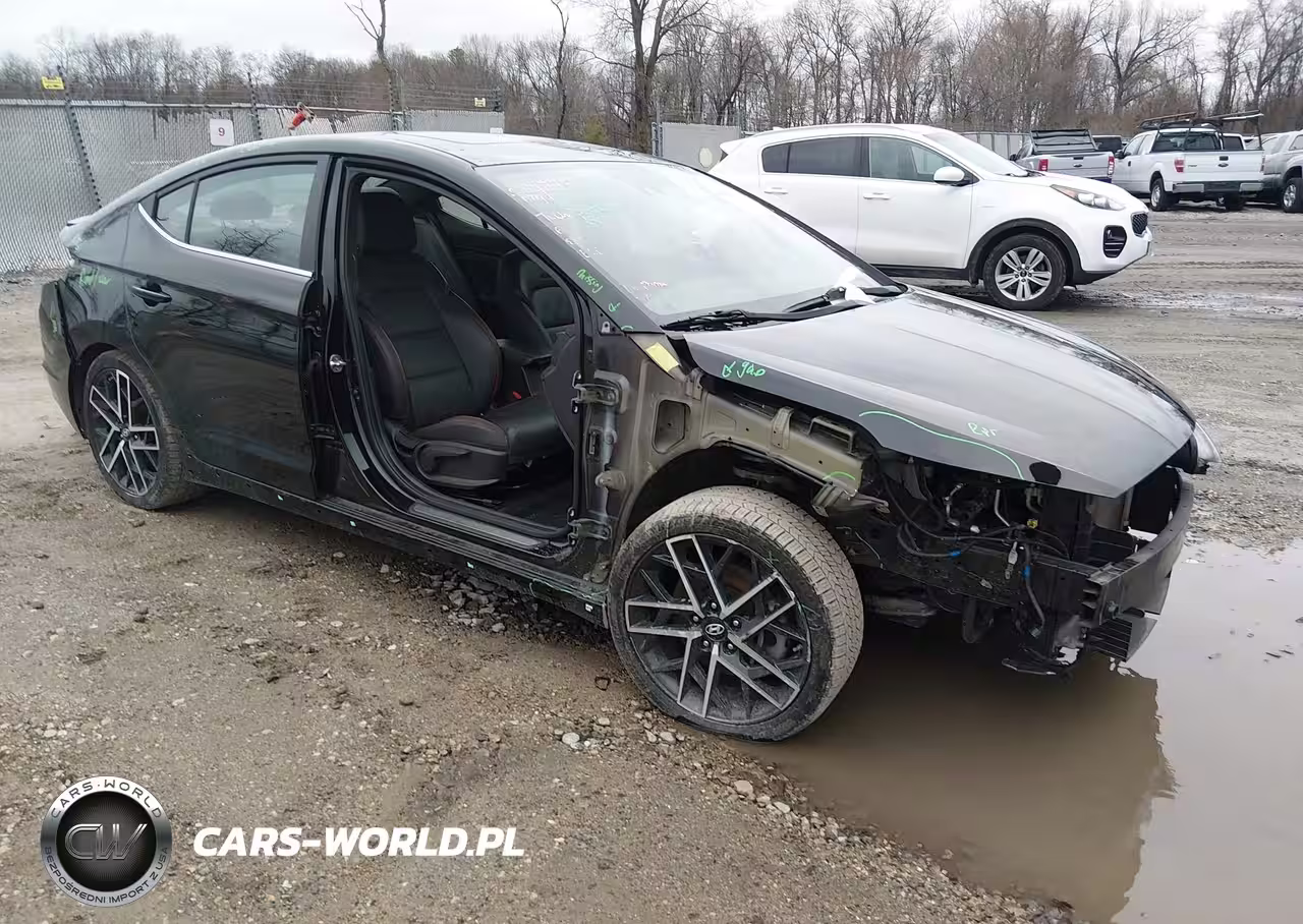 2019 Hyundai Elantra Sport