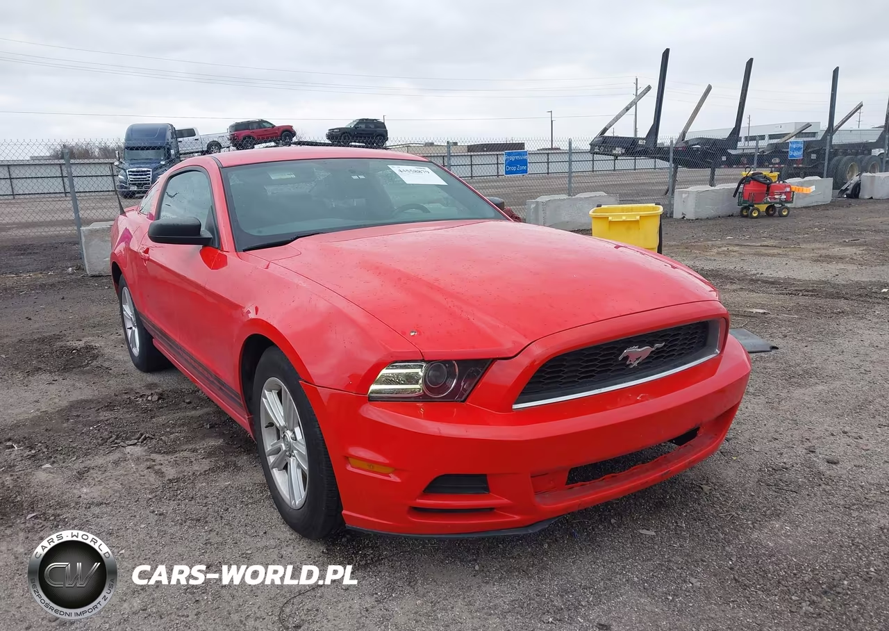 2013 Ford Mustang V6