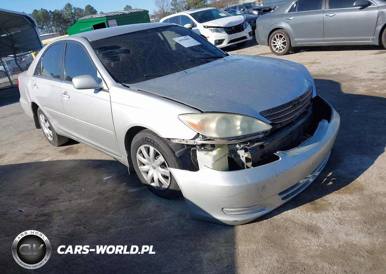 2004 Toyota Camry Le