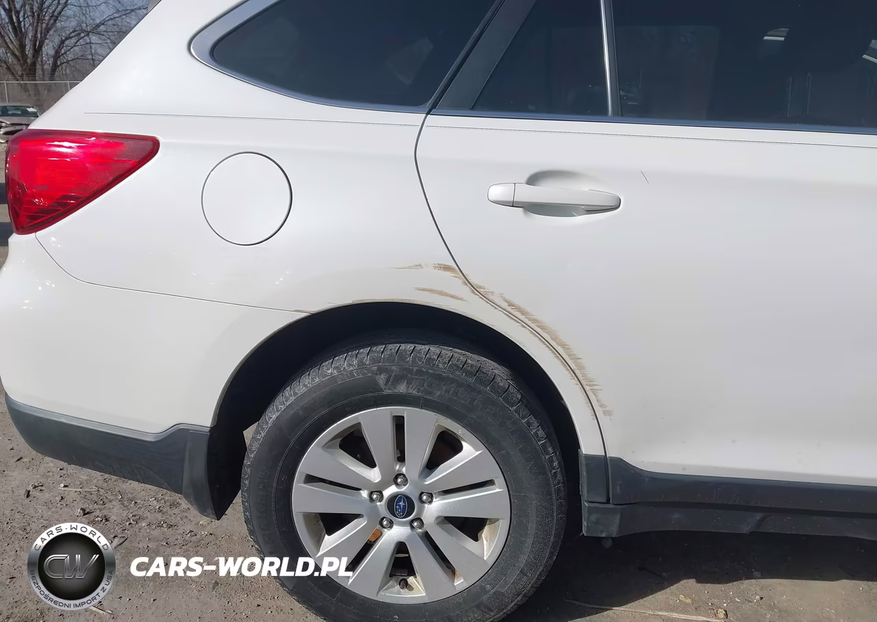 2015 Subaru Outback 2.5I Premium VIN:4S4BSADC2F3343800 - 19